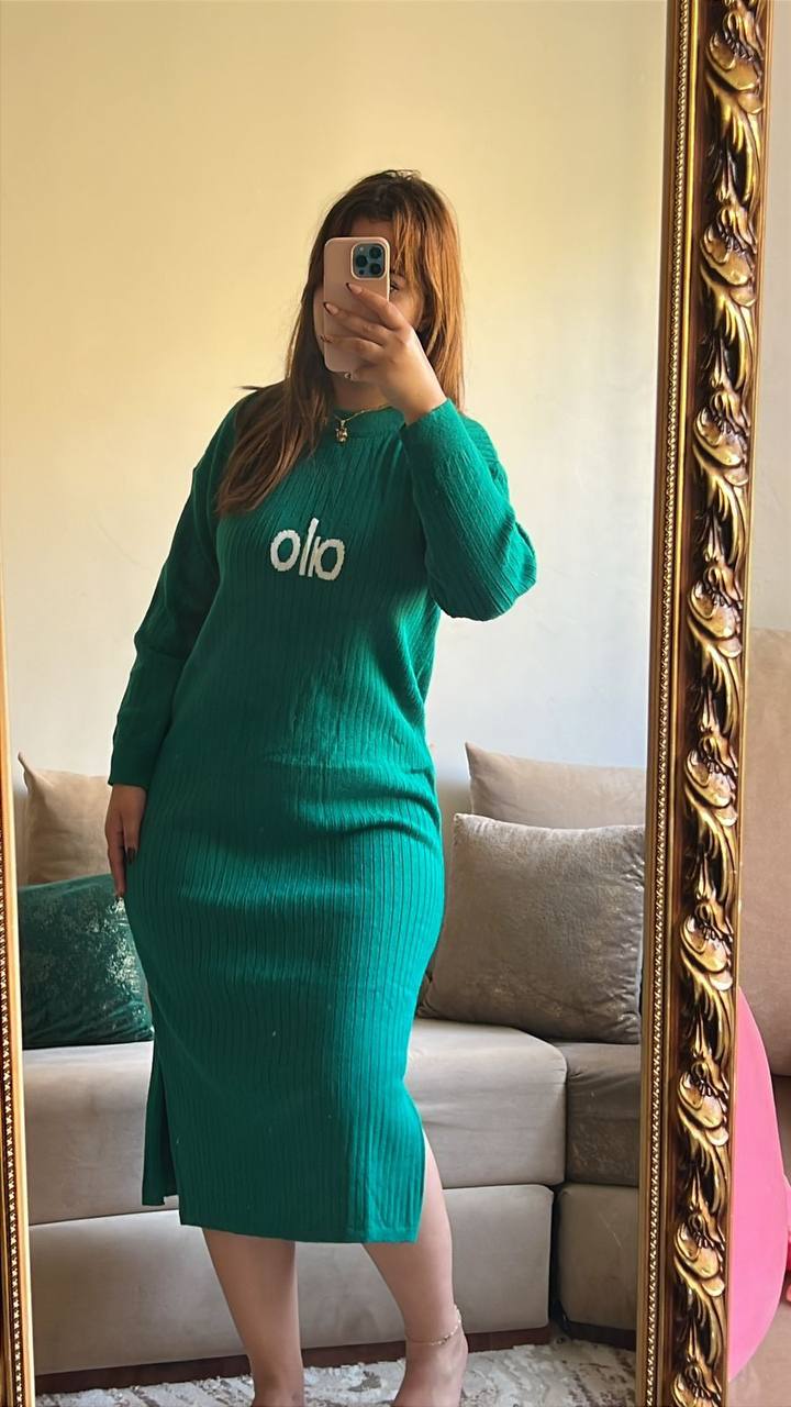 طقم نسائي أنيق بتوب BBT تركيا – أناقة راقية وجودة عالية