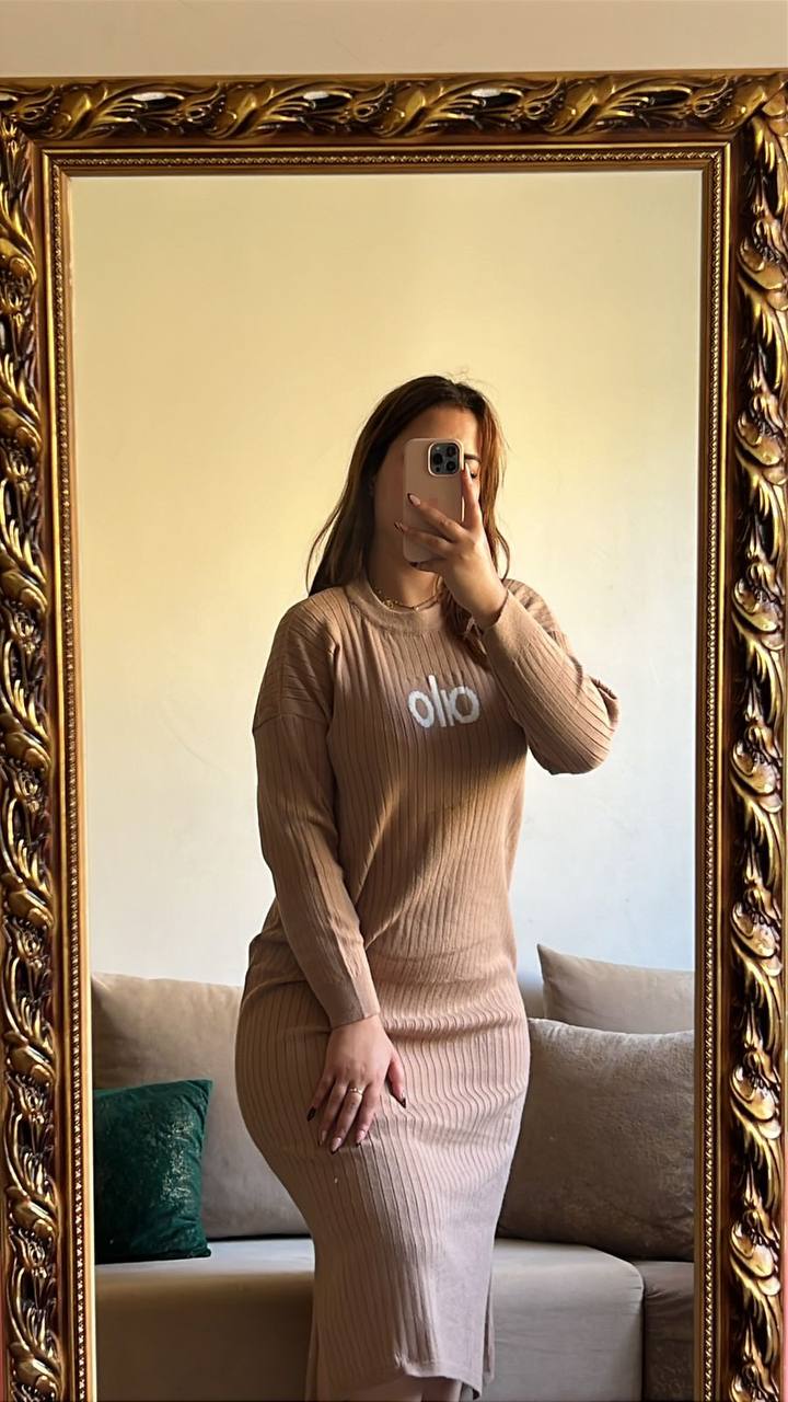 طقم نسائي أنيق بتوب BBT تركيا – أناقة راقية وجودة عالية