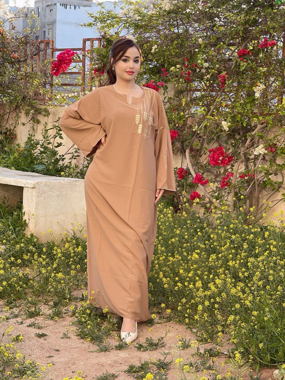 كندورة أنيقة بتصميم راقي