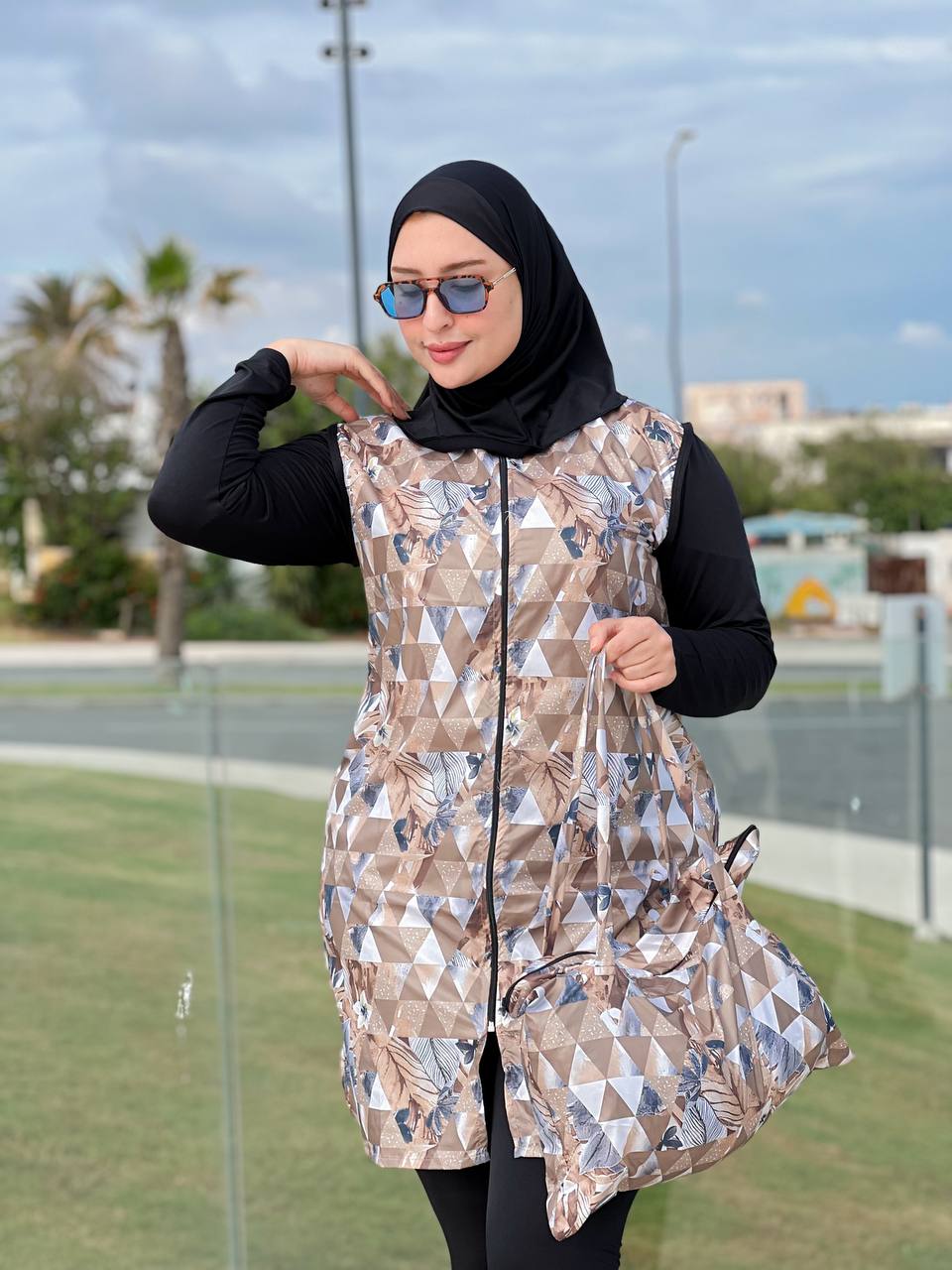 بوركيني طويل أنيق ومحتشم