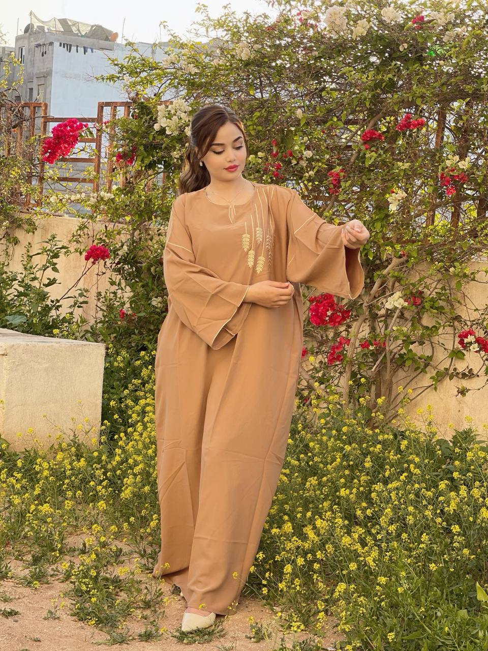 كندورة أنيقة بتصميم راقي