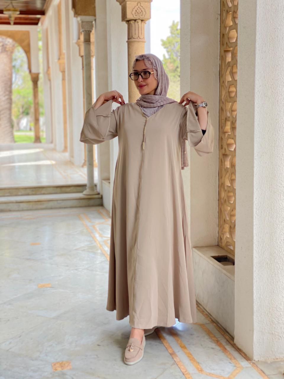 قفطان رمضاني بطرزة عصرية – ثوب كريب روزا حرير