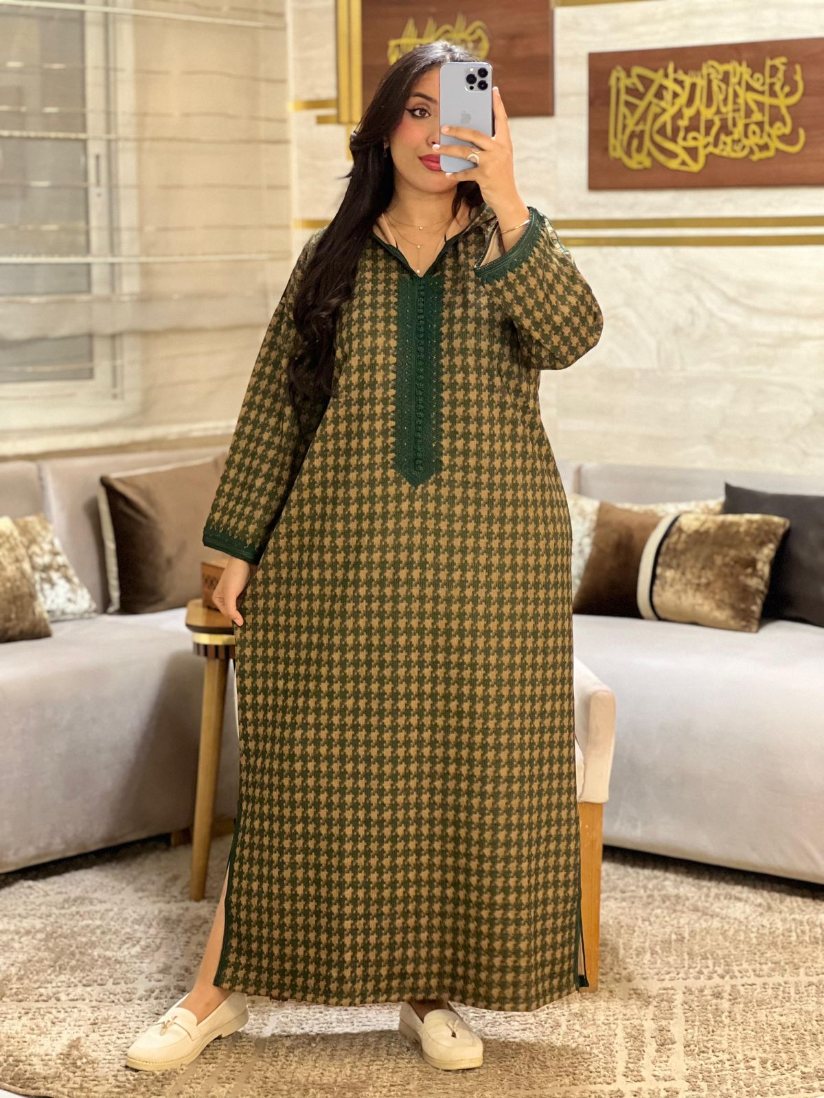 جلابة توب صوفة راقية – دفء وأناقة