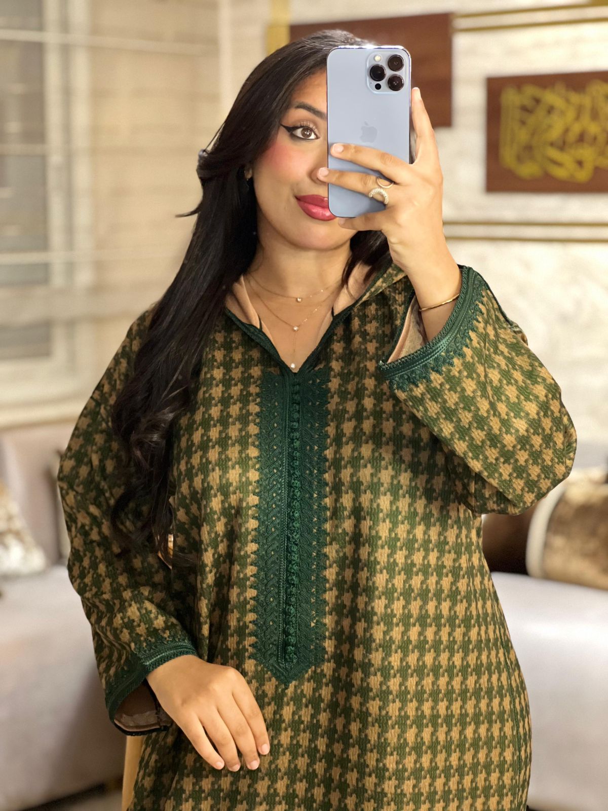 جلابة توب صوفة راقية – دفء وأناقة