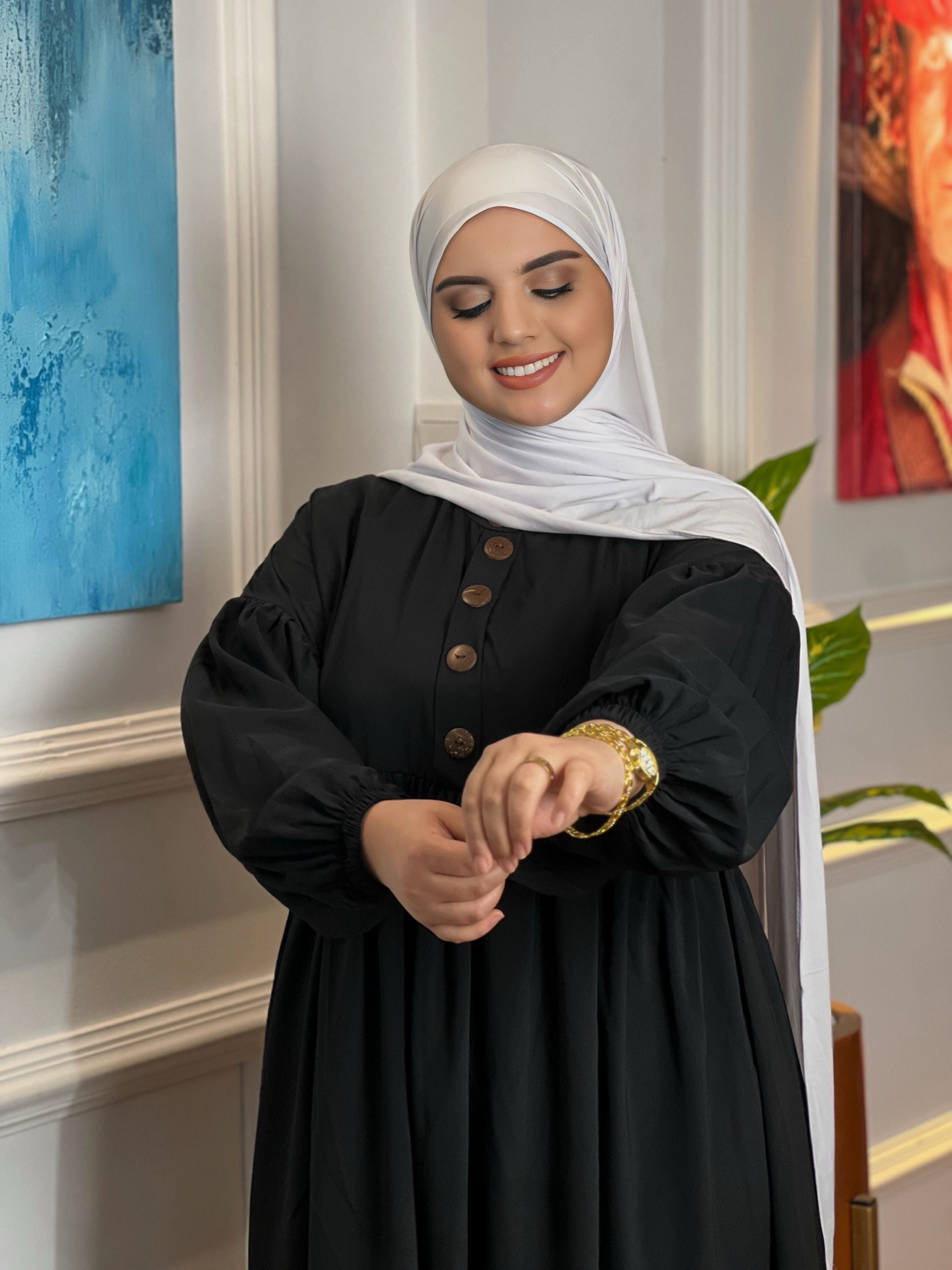 عباية صدفة – بحلة جديدة