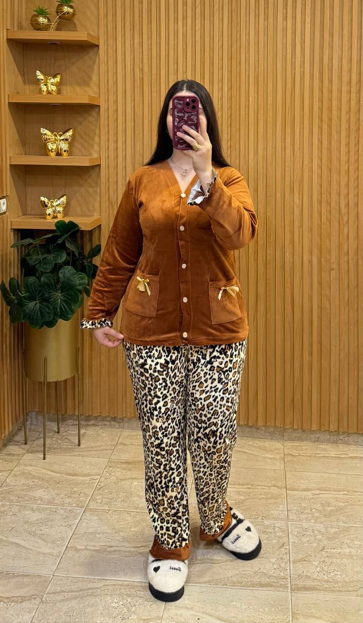 بيجامة أنيقة ممبرة أنيقة وهماوية